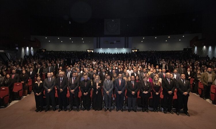 “Iniciamos juntos una nueva dinámica universitaria para transformar y trascender”: Dámaso Anaya