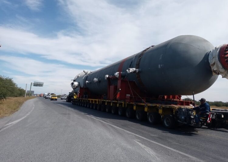 Alerta: Se reestablece circulación vial tras traslado de calderas