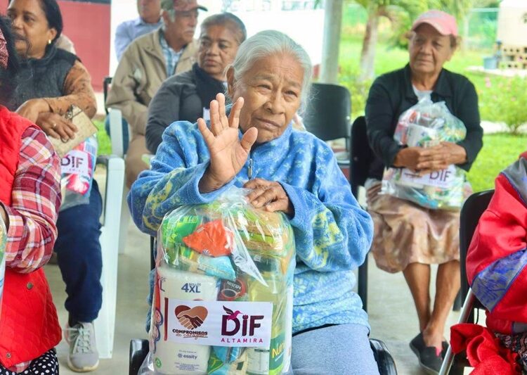 Arranca presidenta del DIF Altamira gira de trabajo en zona rural