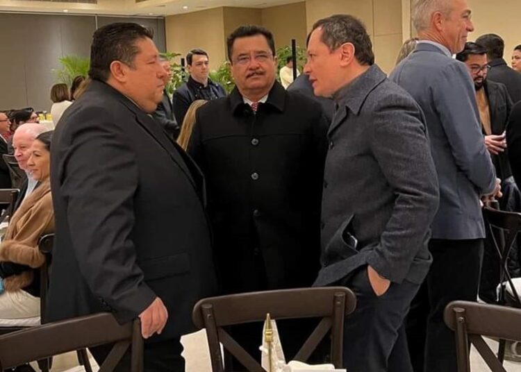 Carlo González invitado de honor en la toma de protesta de la AMASFAC