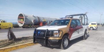Cierran vialidades por movimiento de calderas
