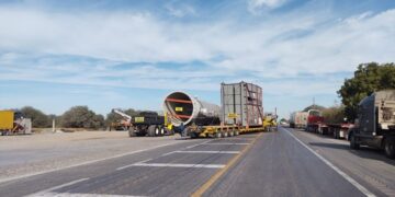 Circulación cerrada en ambos sentidos en Carretera Federal 83 por paso de calderas