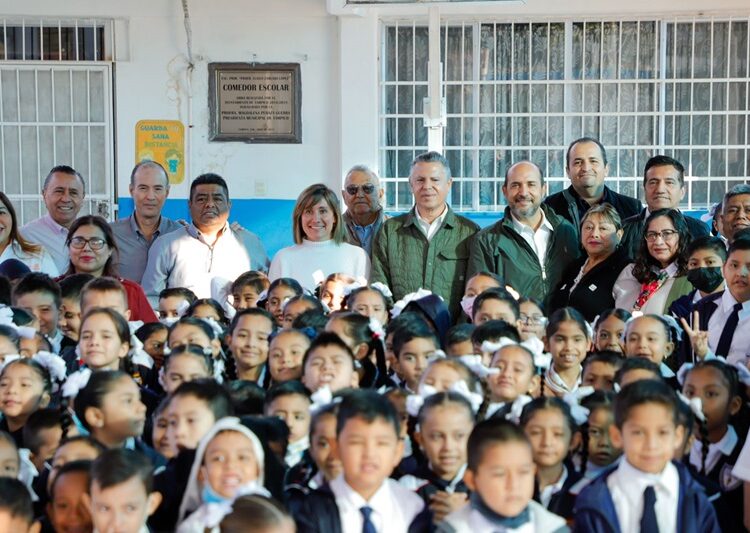 Comunidad escolar reconoce apoyo de Chucho Nader al Sector Educativo