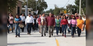 Con obras de pavimentación transforma Armando Martínez la colonia Altamira Sector 3