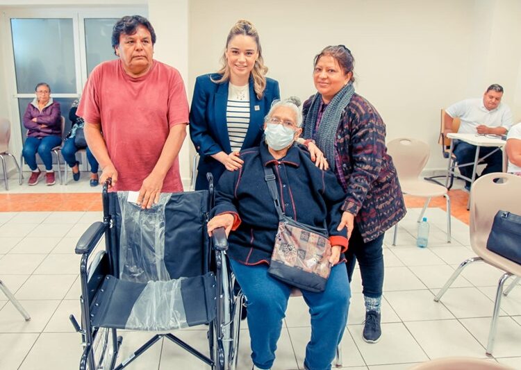 Contribuye DIF Victoria en mejorar movilidad de personas con discapacidad