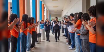 Dámaso Anaya da mensaje de bienvenida al ciclo escolar de la UAT Primavera 2024
