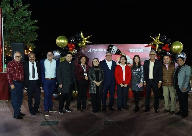 Despide Gobierno de Altamira el 2023 en Parque de la Laguna del Champayán