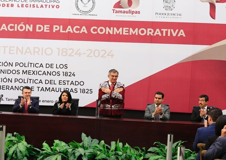 Devela gobernador placa conmemorativa del Bicentenario del Congreso de Tamaulipas
