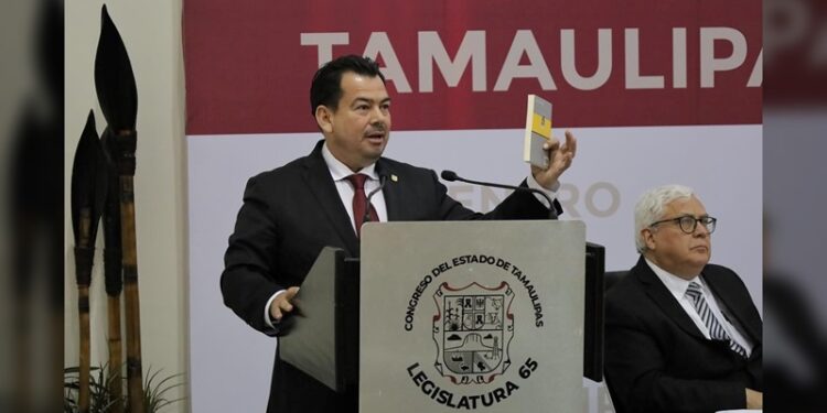 “Egresados de Derecho son competitivos” : Edy Izaguirre