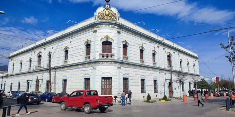 Elección de Victoria sería sin independientes