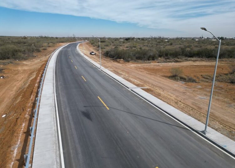 En NLD, entrega Carmen Lilia Eje Vial Río Bravo