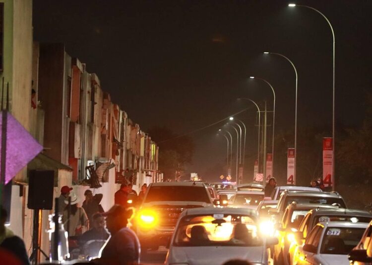 Entrega AMM pavimentación de la Avenida de la Esperanza