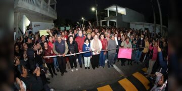 Entrega AMM pavimentación de la Avenida de la Esperanza