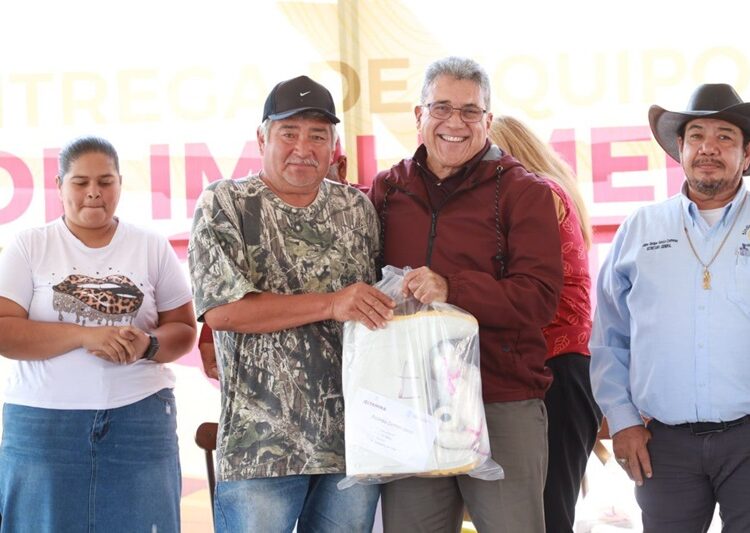 Entrega AMM más de 930 kits de implementos a pescadores