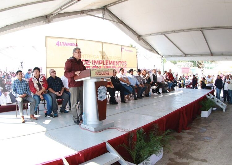 Entrega AMM más de 930 kits de implementos a pescadores