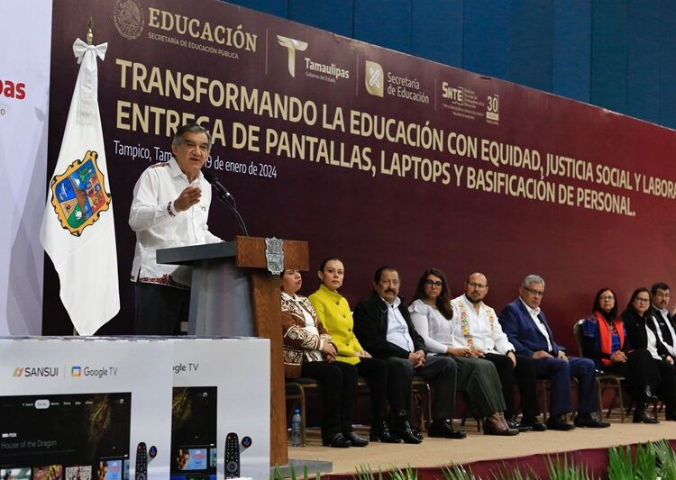 Entregan nombramientos a 3 mil maestros tamaulipecos