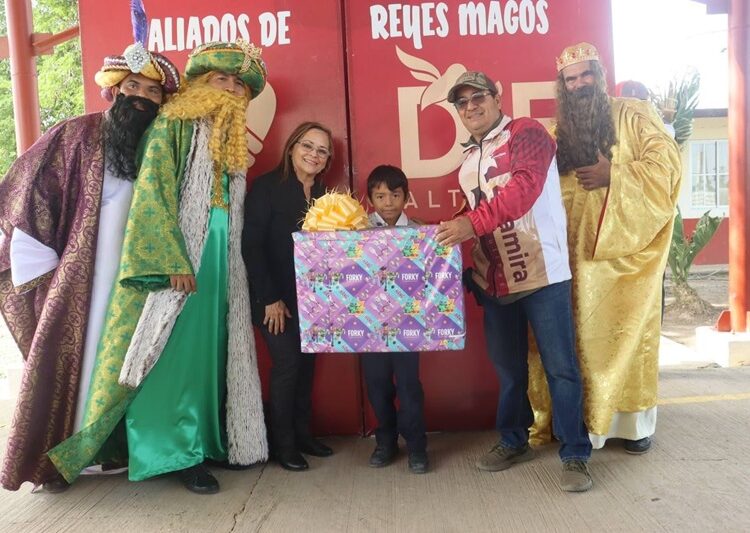 Es la niñez el corazón del DIF Altamira: Rossy Luque de Martínez