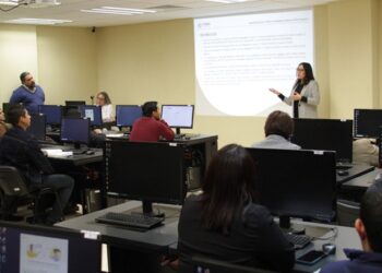 Facilitan la UAT, ITABEC y el ITJUVE a estudiantes el acceso a Becas Futuro Tamaulipas