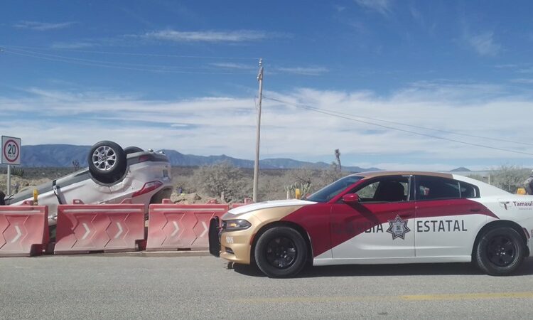 Guardia Estatal atiende accidente vehicular en Carretera Federal 101