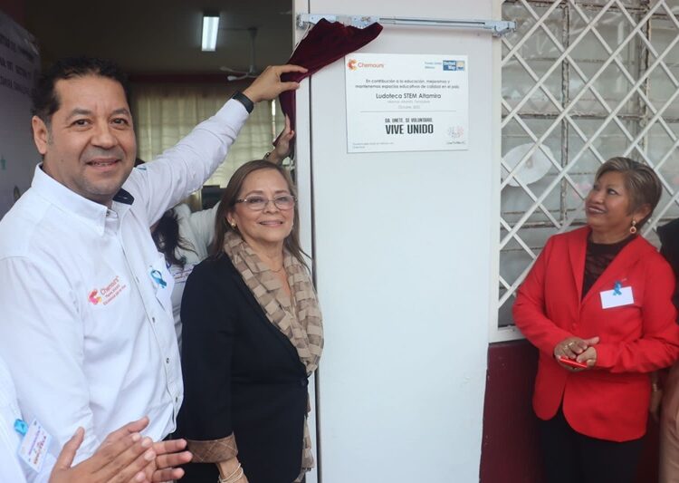 Inaugura Rossy Luque ludoteca en escuela primaria del Sector Miramar