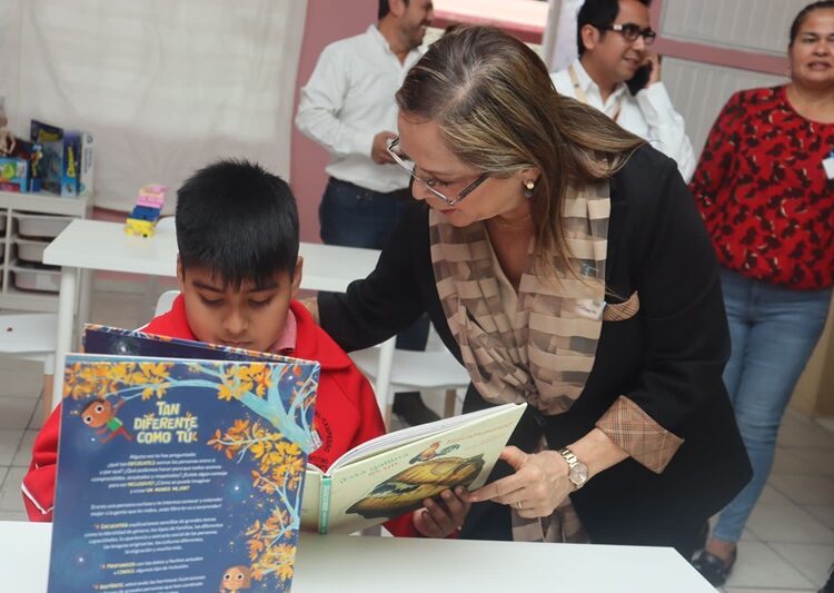 Inaugura Rossy Luque ludoteca en escuela primaria del Sector Miramar