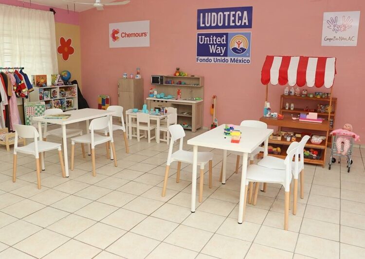 Inaugura Rossy Luque ludoteca en escuela primaria del Sector Miramar