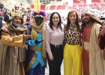 Invita alcaldesa de NLD a Festival del Día de Reyes