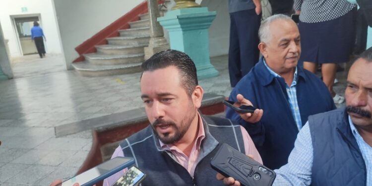 Regresan vuelos estatales y regionales a Victoria