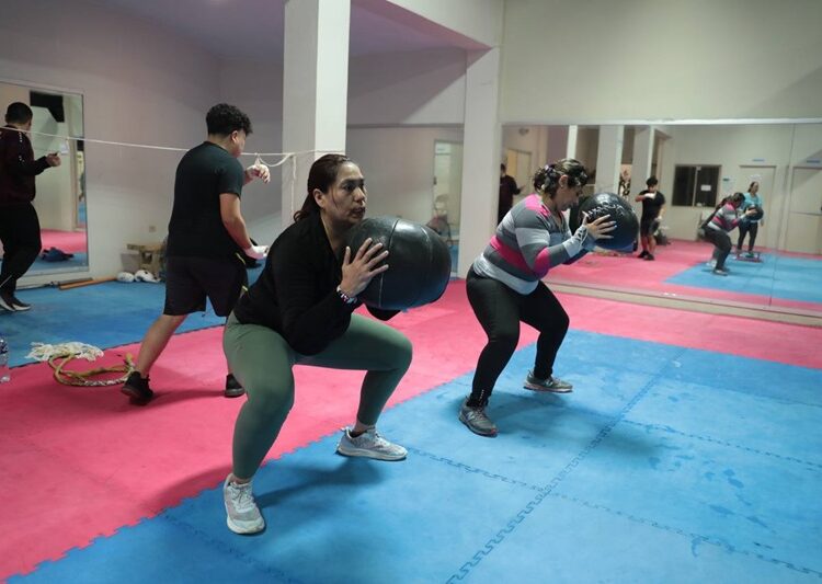 Ofrece Gobierno de NLD clases gratuitas de box