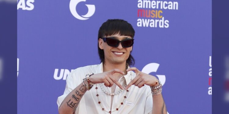 TVN de Chile insiste en cancelar el show de Peso Pluma en Viña