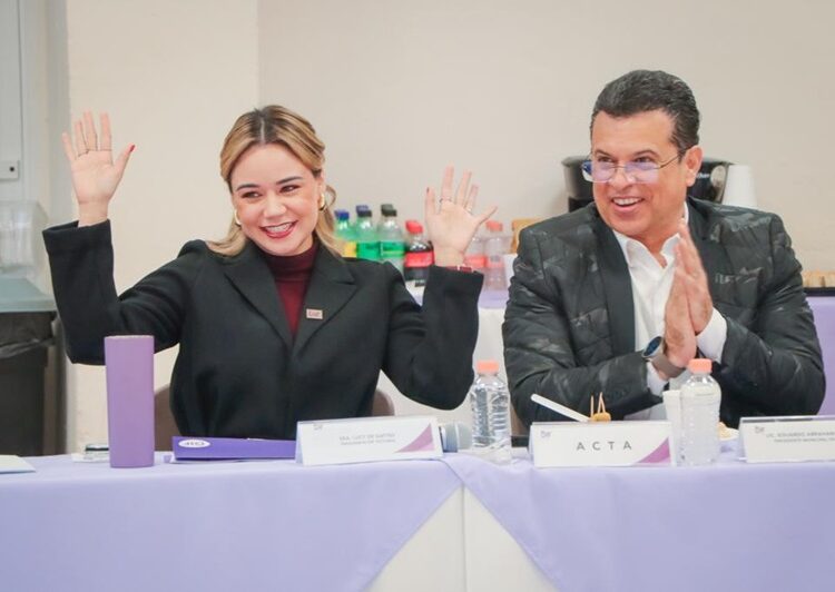 Presenta Lucy de Gattás proyecto Down Victoria