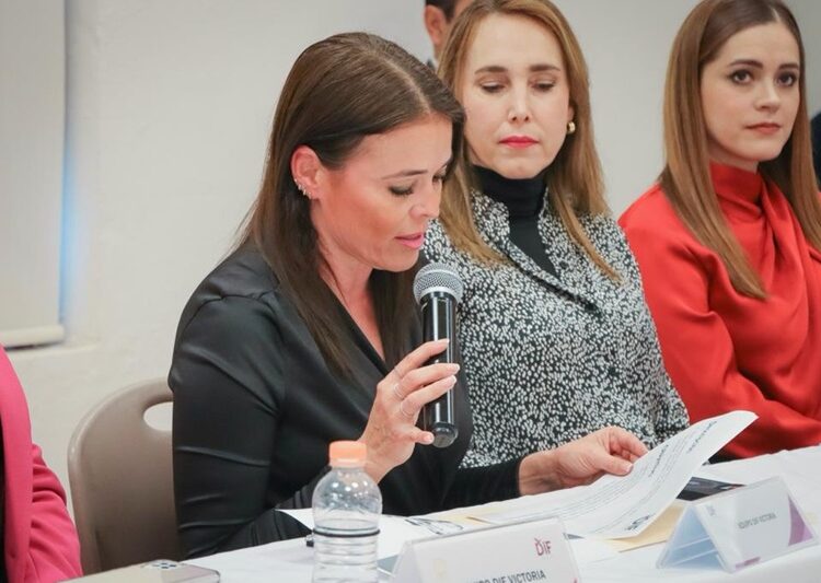 Presenta Lucy de Gattás proyecto Down Victoria