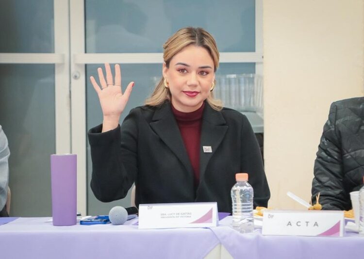 Presenta Lucy de Gattás proyecto Down Victoria