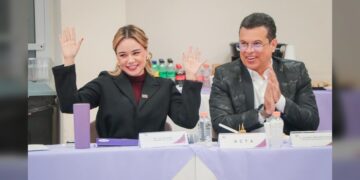 Presenta Lucy de Gattás proyecto Down Victoria