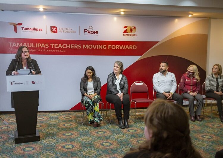 Primer Encuentro Pedagógico: “Teachers Moving Forward”