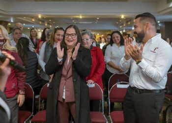 Primer Encuentro Pedagógico: “Teachers Moving Forward”