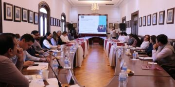 Propone Municipio incluir a colectivos de víctimas en programa de becas