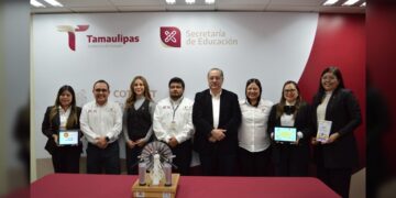 Recibe Museo Móvil del COTACYT prototipos donados por inventores tamaulipecos