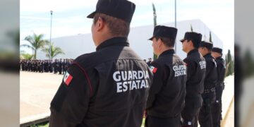 Recibe personal operativo de la SSPT primera asignación de aumento salarial