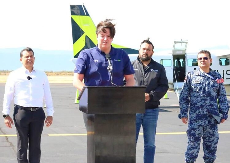 Reconoce Gattás apuesta de AERUS al crecimiento y desarrollo aéreo de Victoria