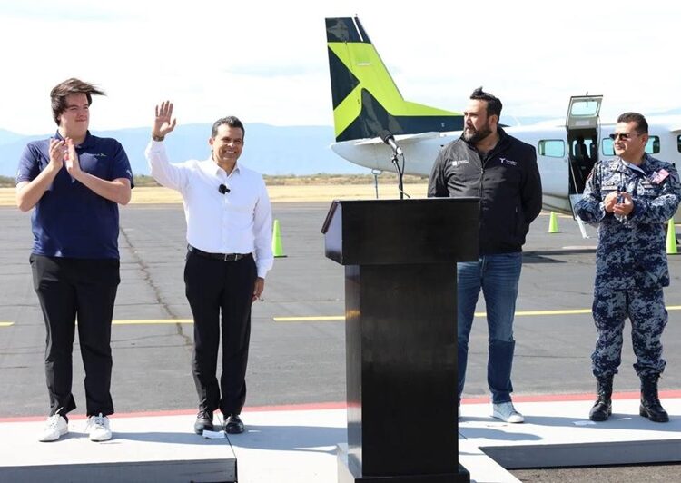 Reconoce Gattás apuesta de AERUS al crecimiento y desarrollo aéreo de Victoria