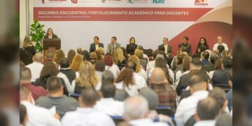 Dialogan y reflexionan docentes tamaulipecos para transformar la educación media superior