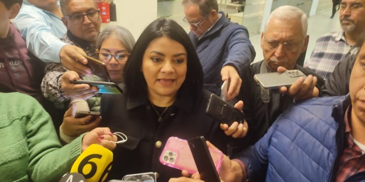 Acuerdan SE, SOP y transportistas impulsar desarrollo económico de Nuevo Laredo