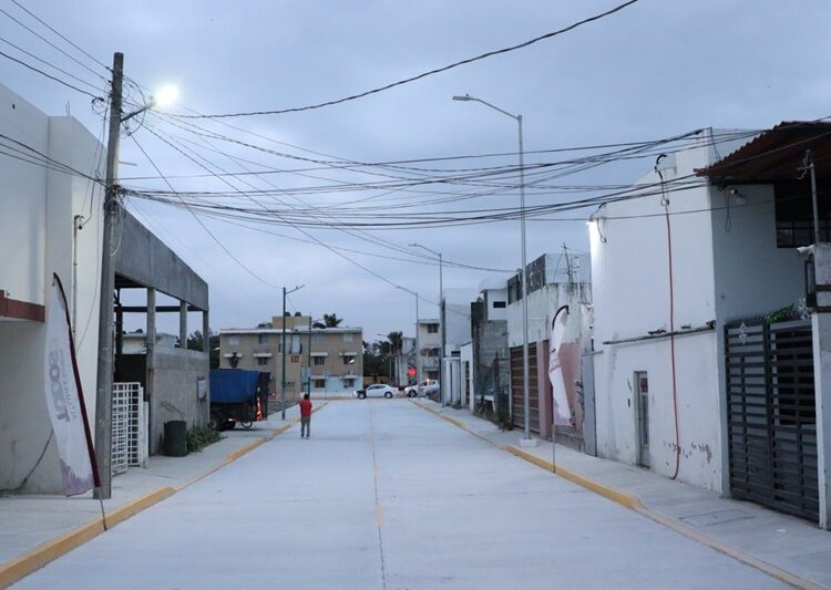 Todas las calles del centro de la ciudad estarán pavimentadas al término de mi gestión: AMM