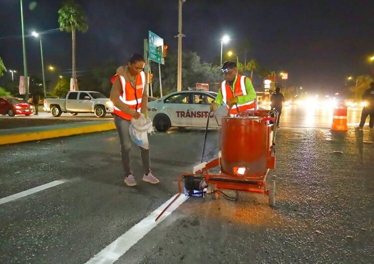 Trabajan horas nocturnas en el embellecimiento de Victoria