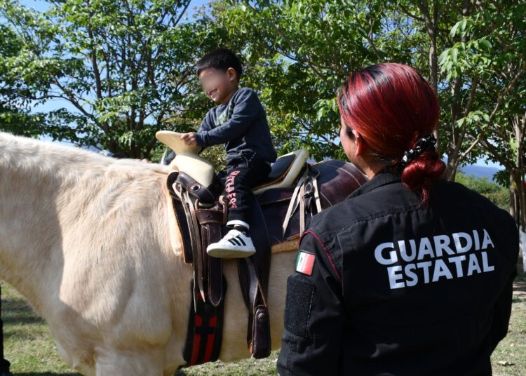 Celebra SSP Reyes a hijos e hijas del personal