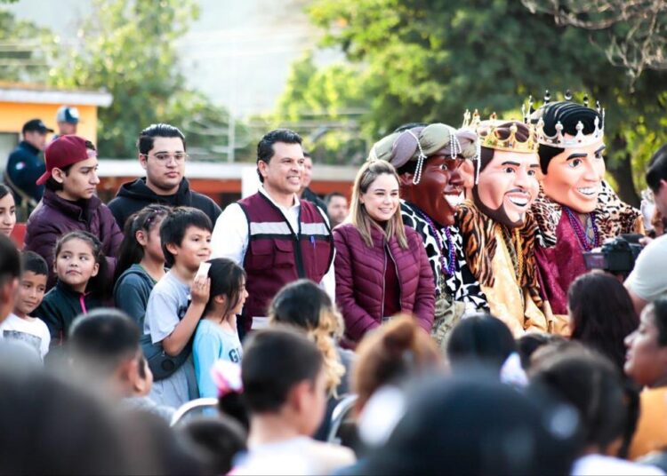 Lucy y Lalo festejan el Día de Reyes con líderes y sus familias