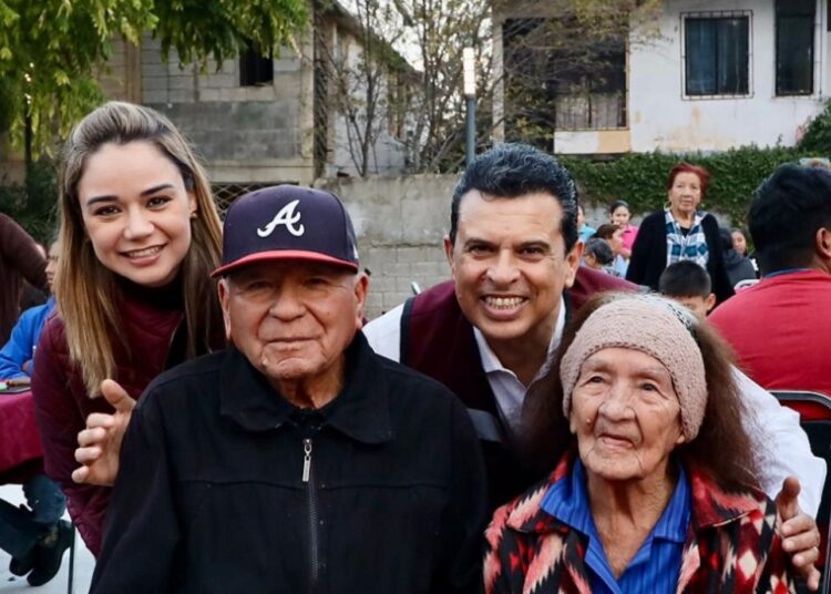 Lucy y Lalo festejan el Día de Reyes con líderes y sus familias