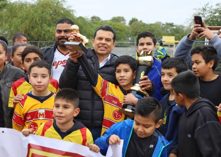 En Victoria se reconstruye el tejido social