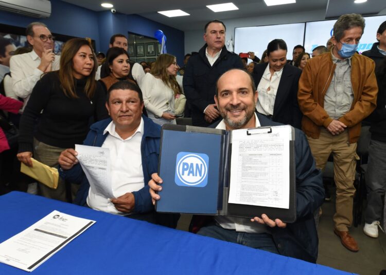 Impresionante Registro de Rosa González y Aída Féres de Nader